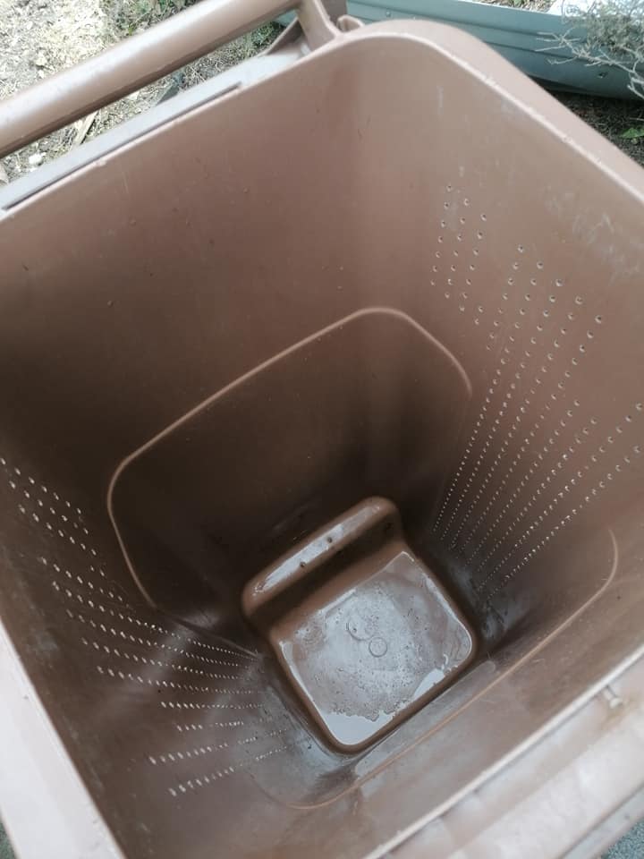 Brown bin after Green Cleen cleaning